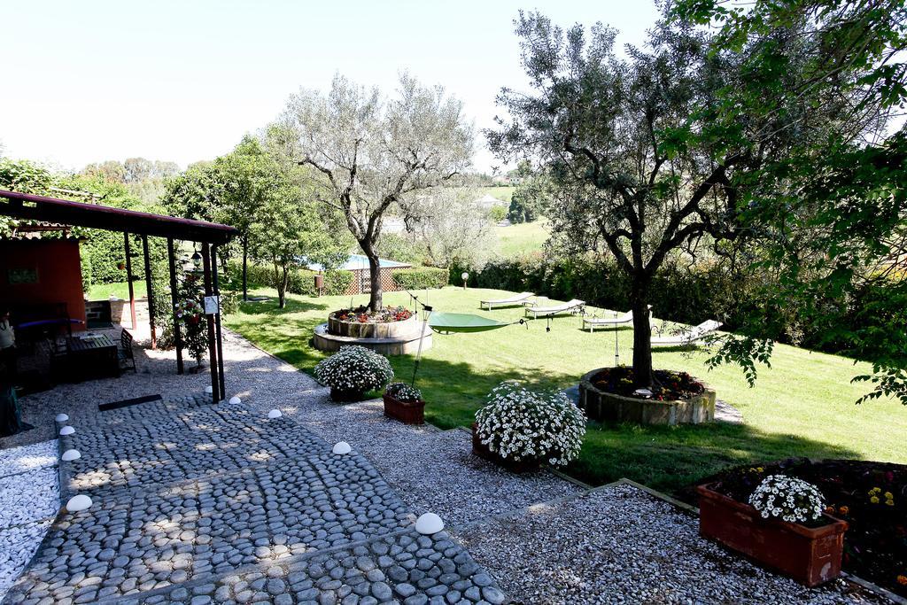 Vigna Licia Apartment Pomezia Exterior photo